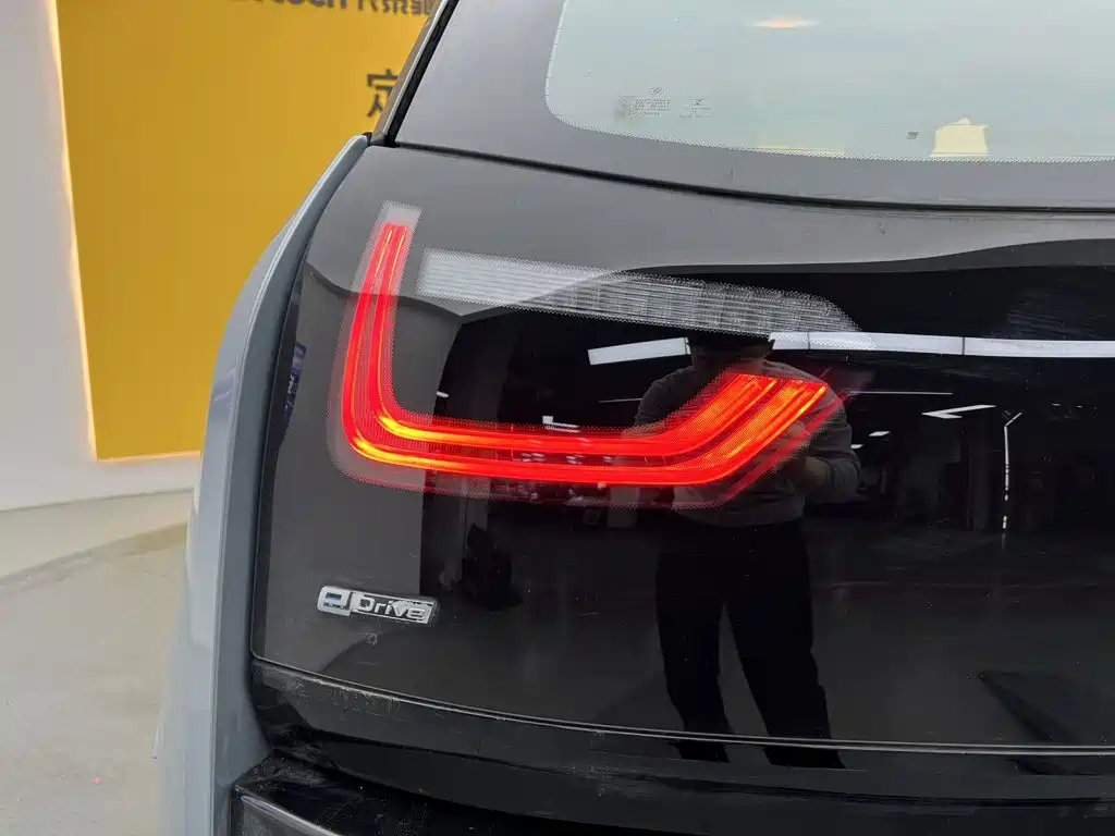 BMW i3 (Import) — миниатюра 9