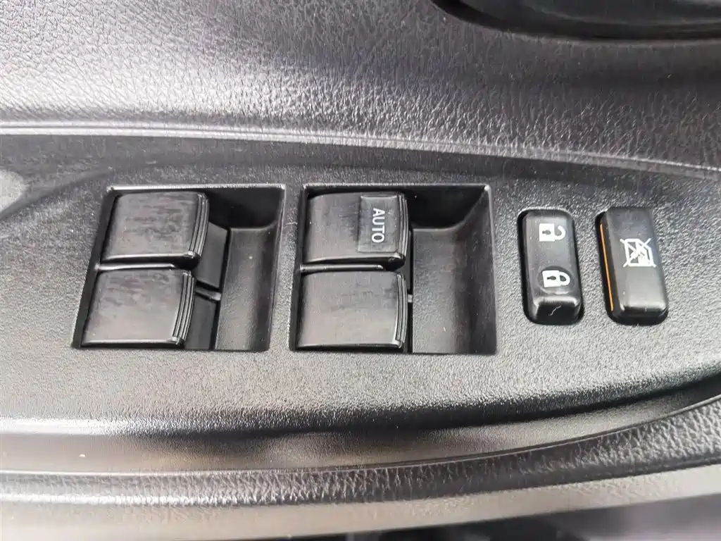 TOYOTA YARIS L ZHIXUAN