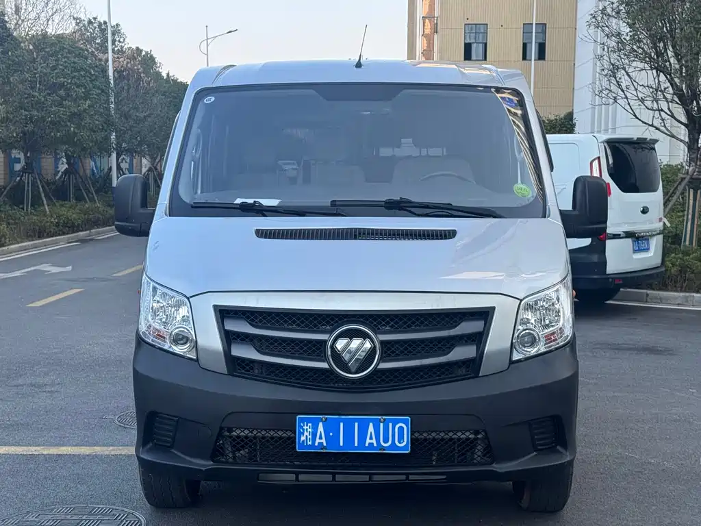 FOTON TUANO