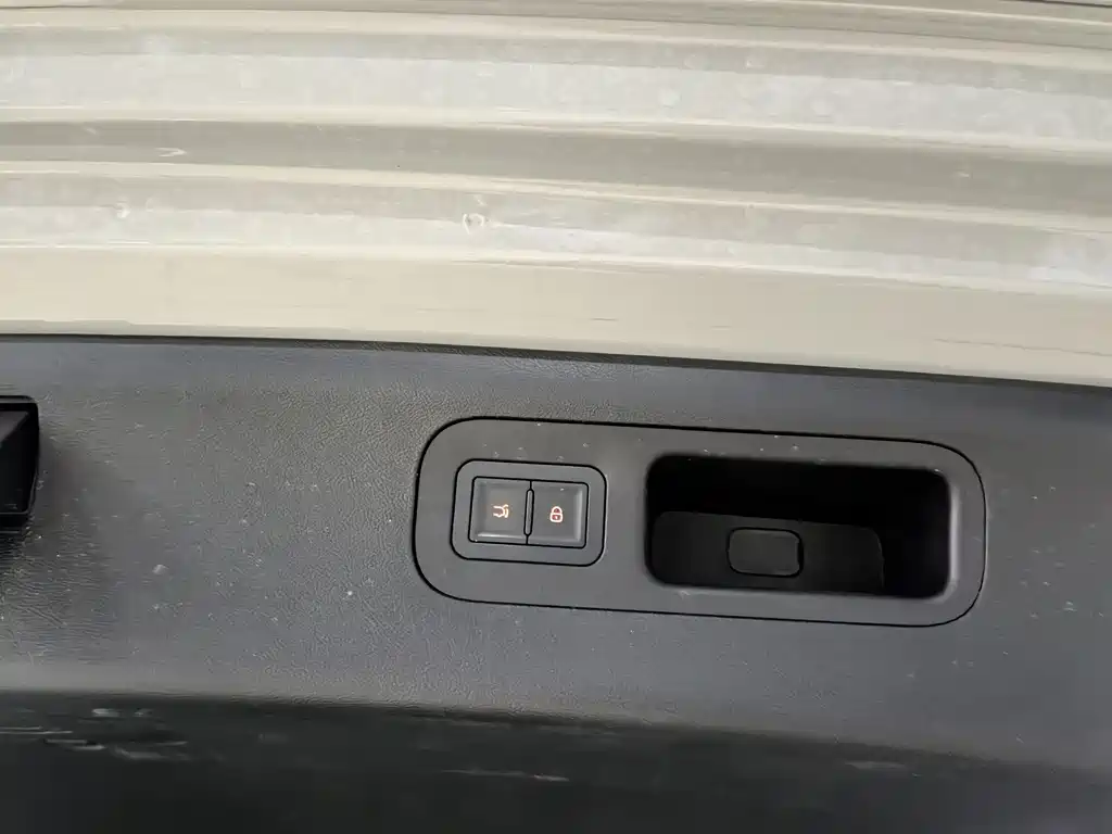 BYD SEA LION 07 DM I