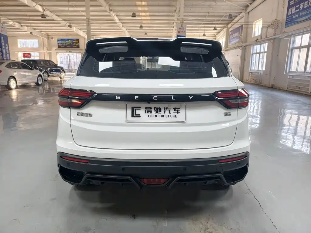 Geely Binyue — миниатюра 5