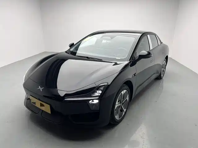 2025 Xpeng Mona M03