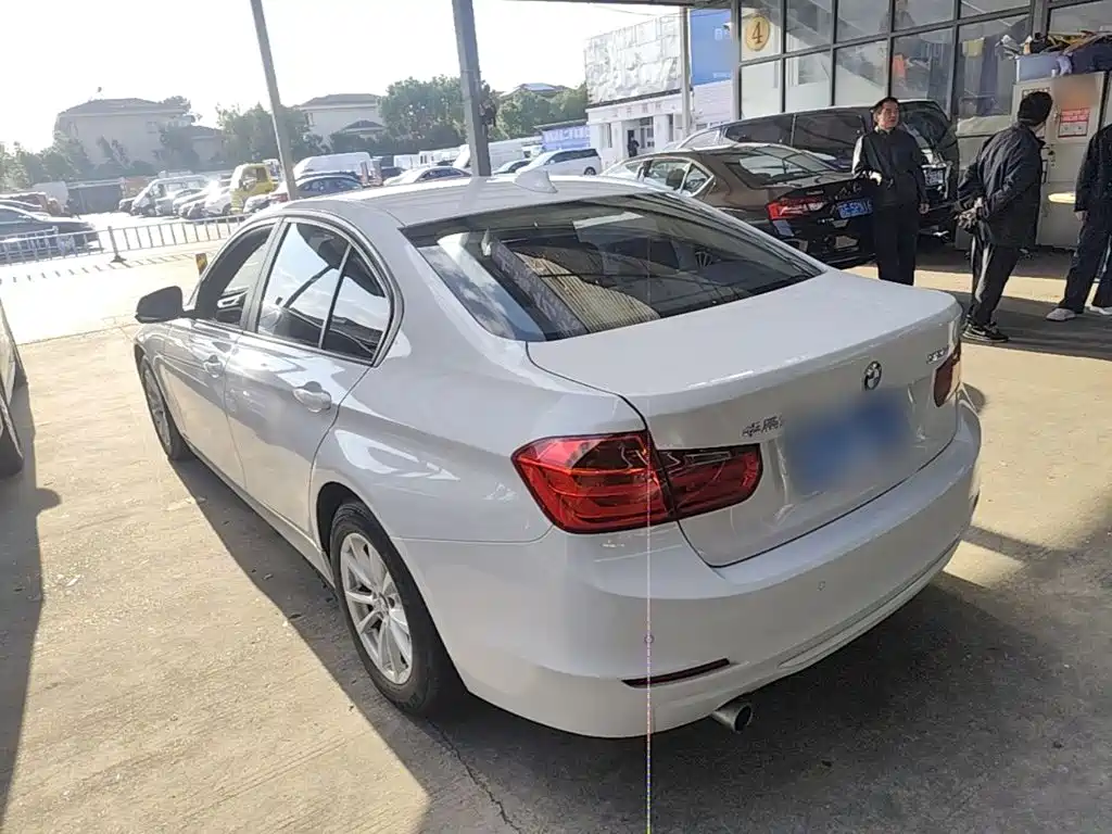 BMW 3 Series — миниатюра 5
