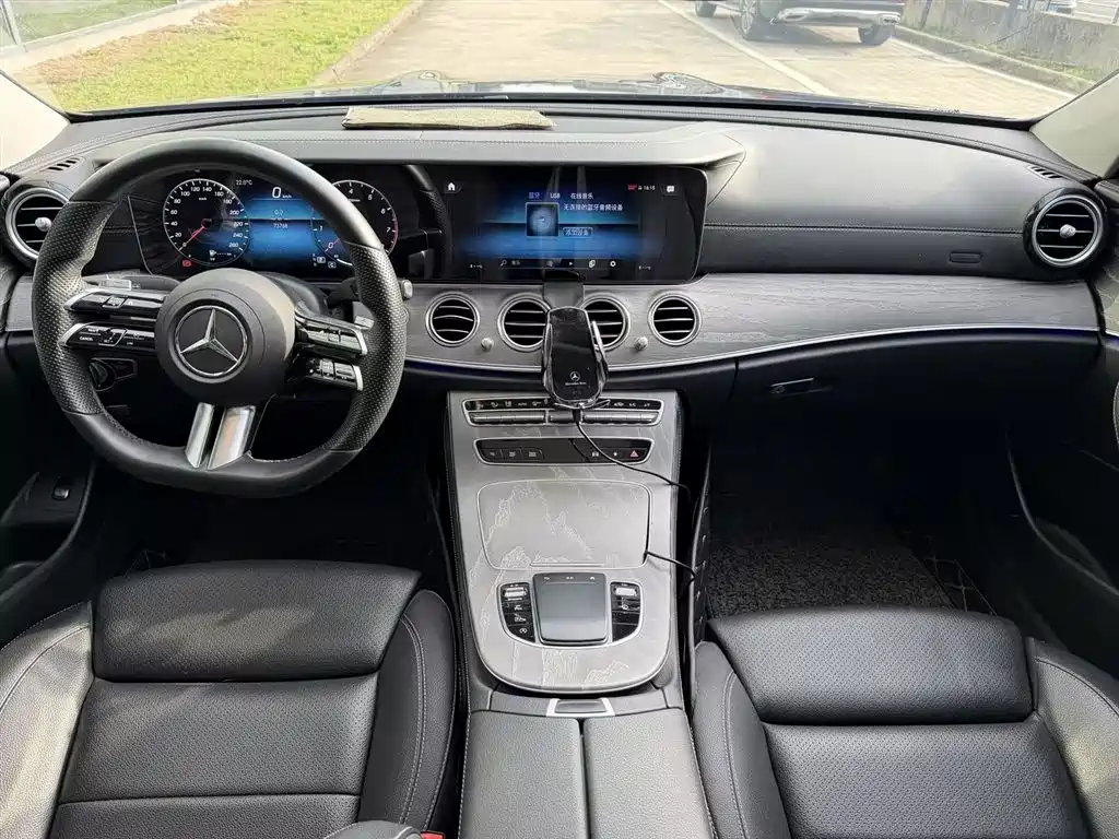Mercedes-Benz E-Class E 2022 E 260 L Sport