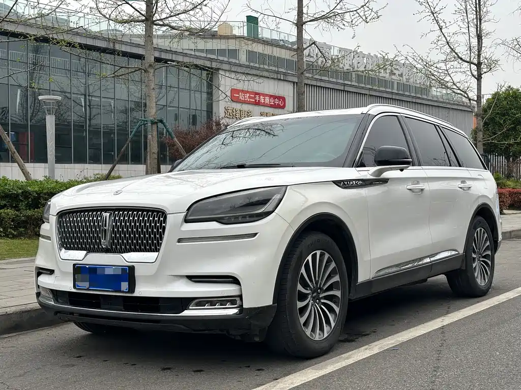 Lincoln Aviator (Import) 2020