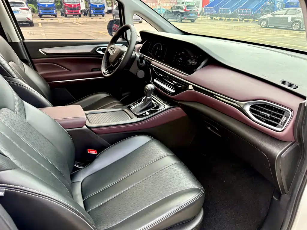GAC Motor Trumpchi M6 — миниатюра 9