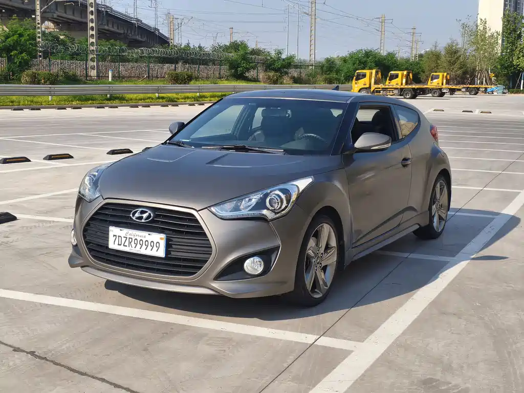 Купить Hyundai Veloster