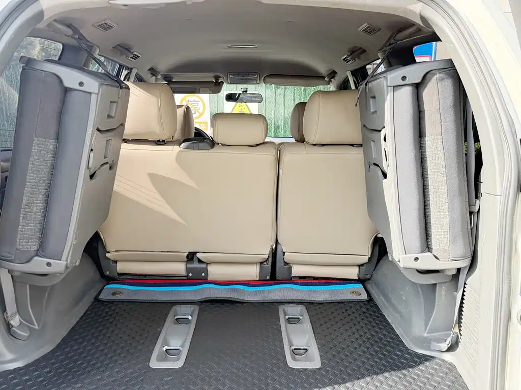 Toyota Land Cruiser Prado 2004 GX 2.7 AT