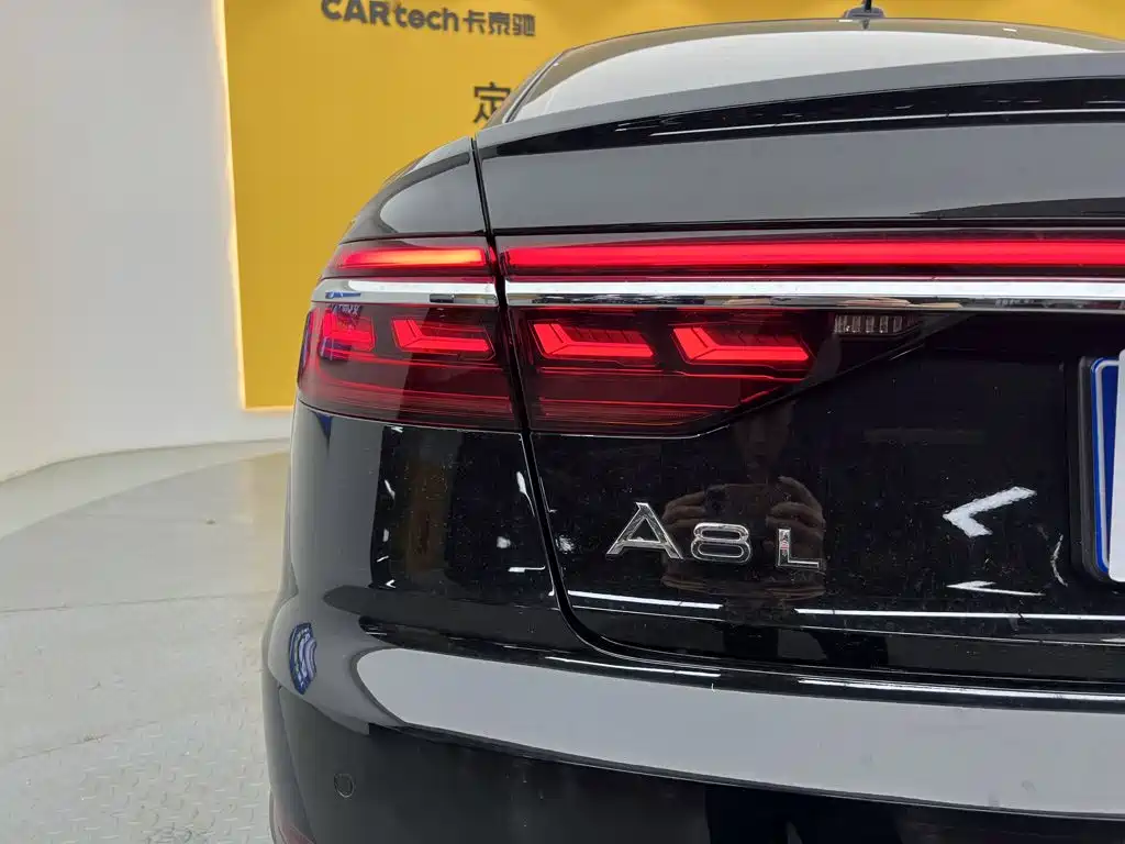 Audi A8 — миниатюра 9