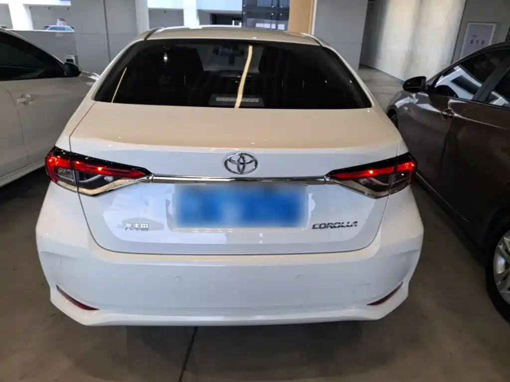 Toyota Corolla — миниатюра 6