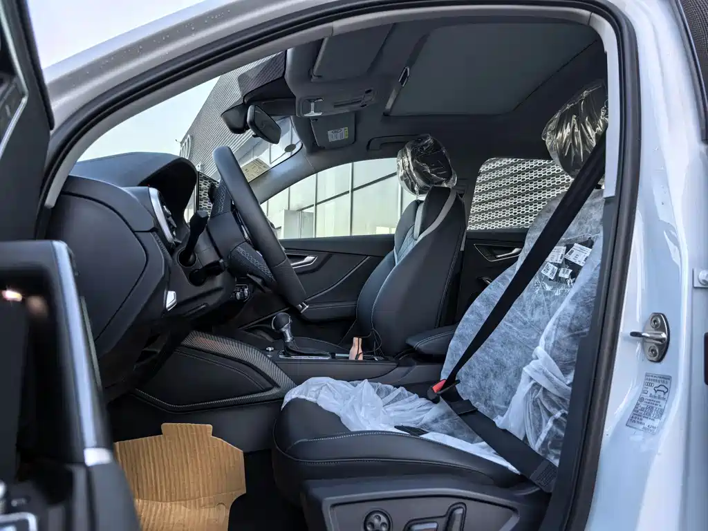Audi Q2L 2025 35TFSI Fashion