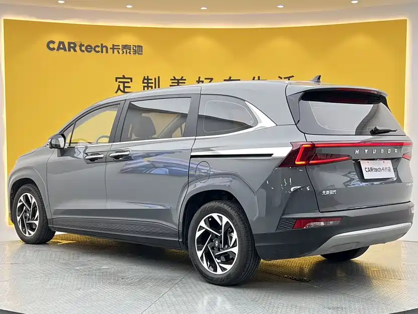 Hyundai Custo — миниатюра 6