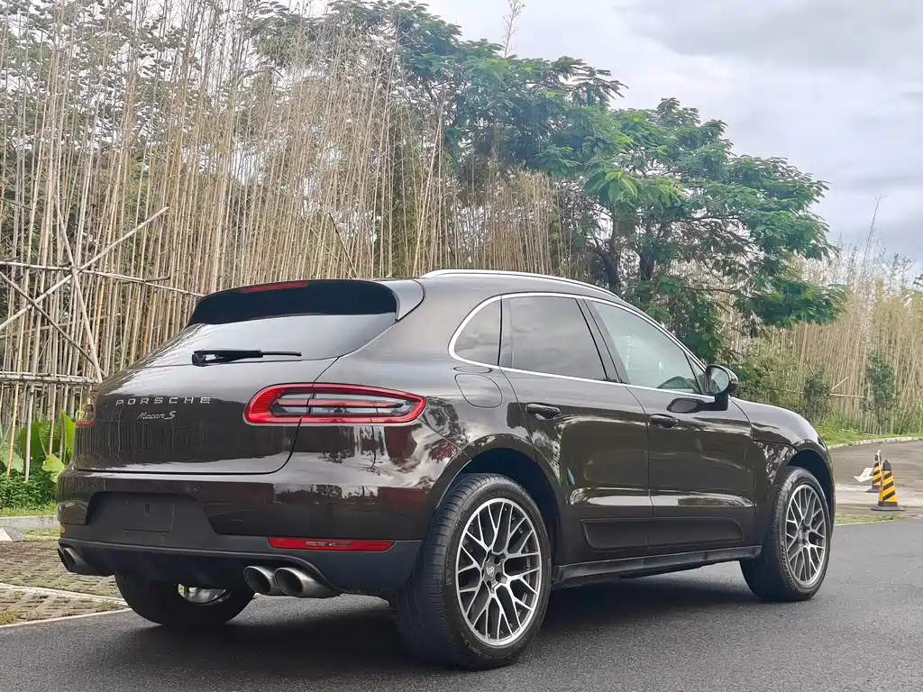 Porsche Macan 2016 Macan S 3.0T
