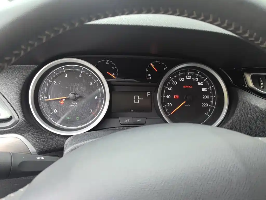 Peugeot 408 — миниатюра 12