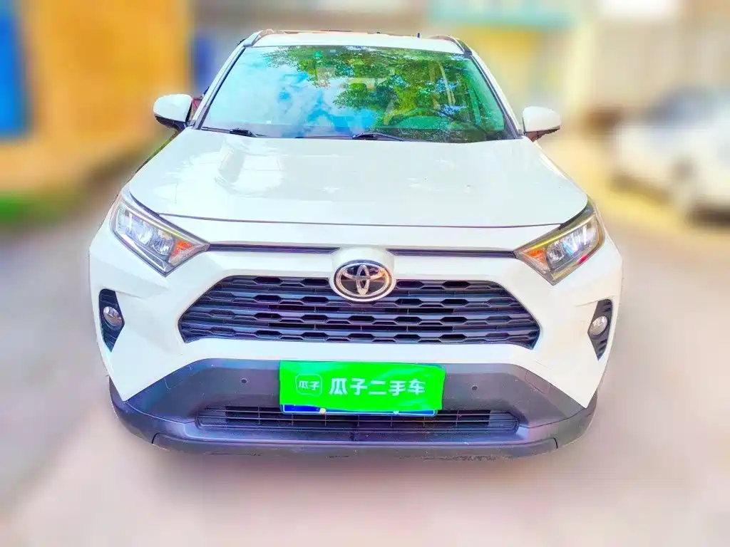 Toyota RAV4 — миниатюра 2