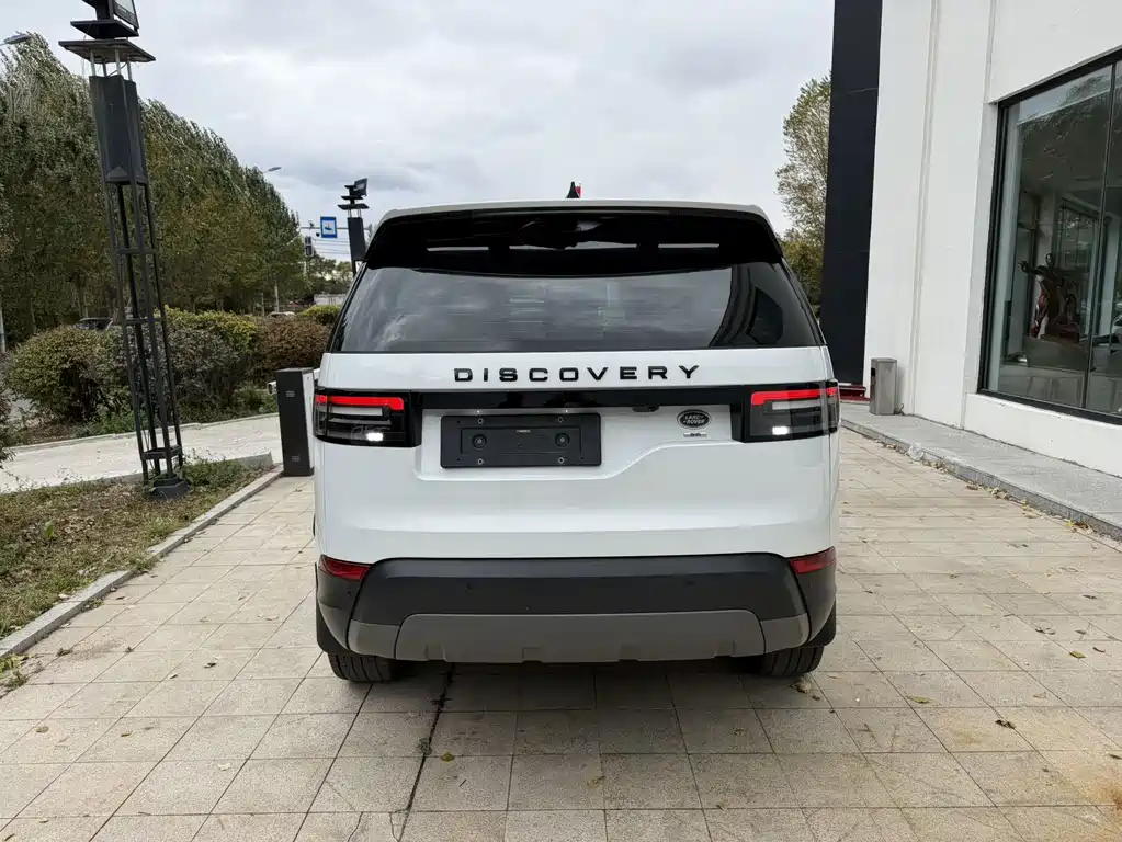 Land Rover Discovery — миниатюра 2