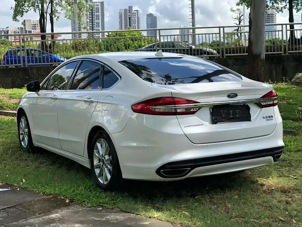 Ford Mondeo 2017 EcoBoost 180 Fashion