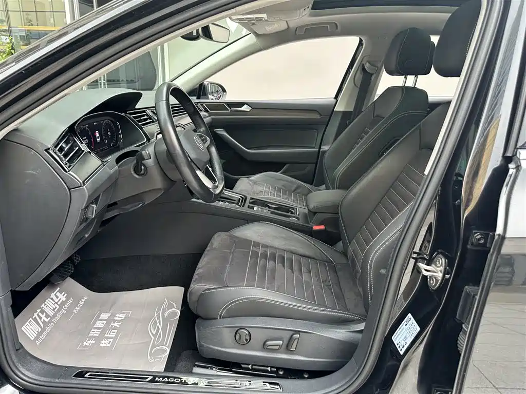 Volkswagen Magotan 2020 330TSI DSG Luxury