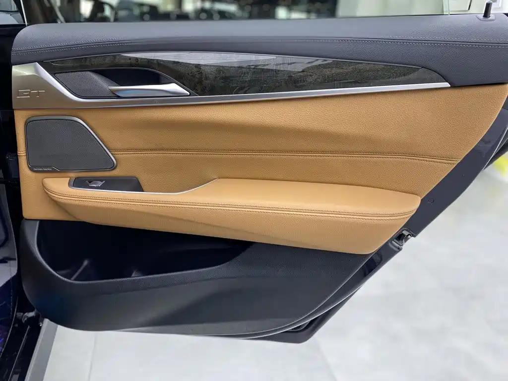 BMW 6 Series GT — миниатюра 28