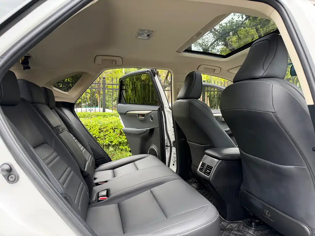 Lexus NX 2015 200t
