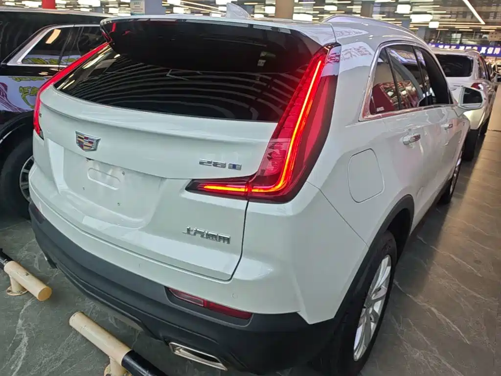 Cadillac XT4 — миниатюра 7