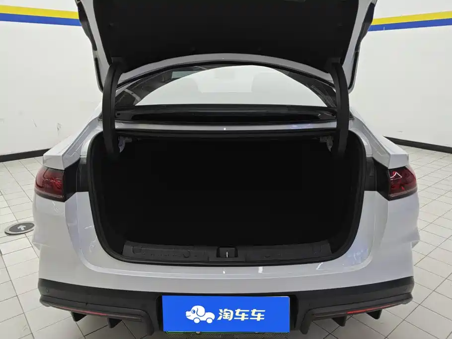 BYD Qin L — миниатюра 4