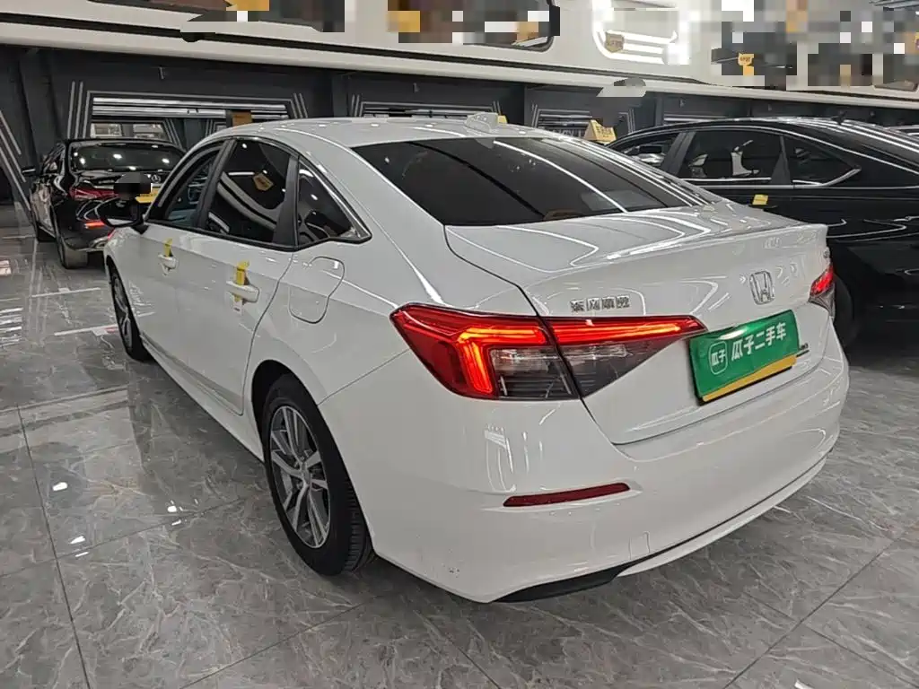 Honda Civic — миниатюра 5