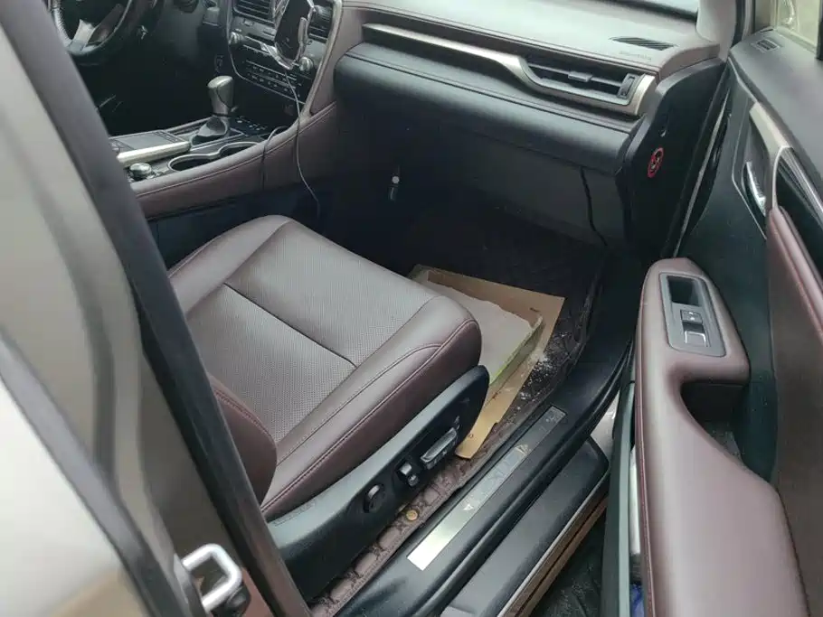 Lexus RX — миниатюра 8