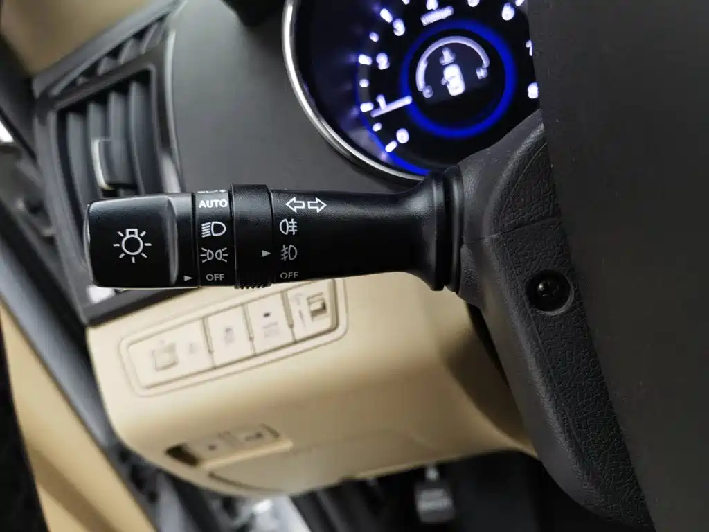 Hyundai Sonata — миниатюра 21