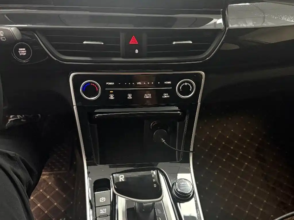 Kia Seltos — миниатюра 16