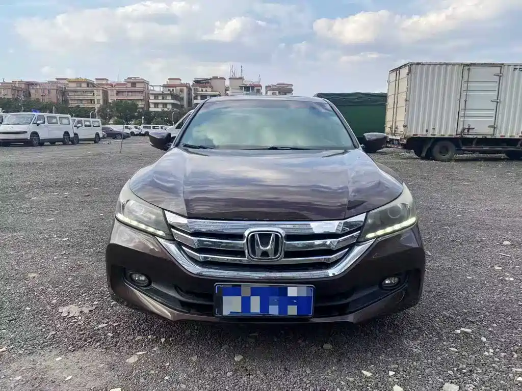 Honda Accord — миниатюра 2
