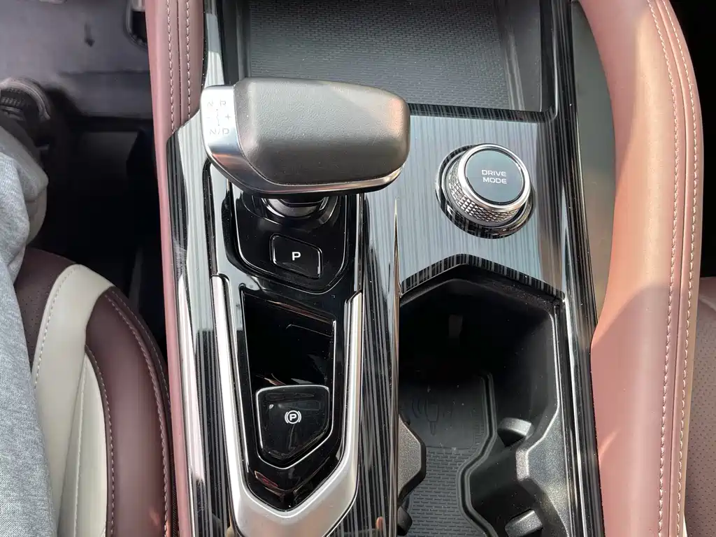 GEELY AUTOMOBILE XINGYUE L