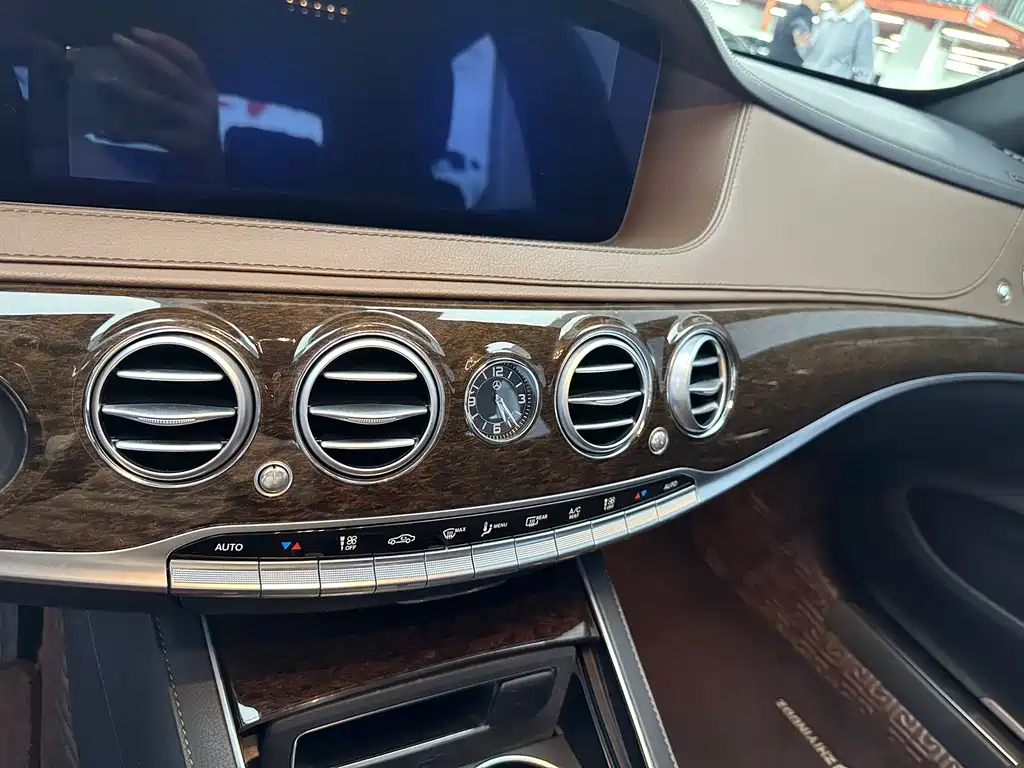 Mercedes-Benz S-Class — миниатюра 8