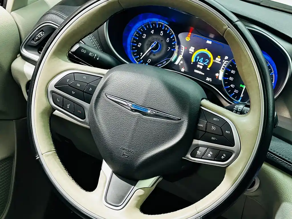 Chrysler Grand Voyager (Import) — миниатюра 17