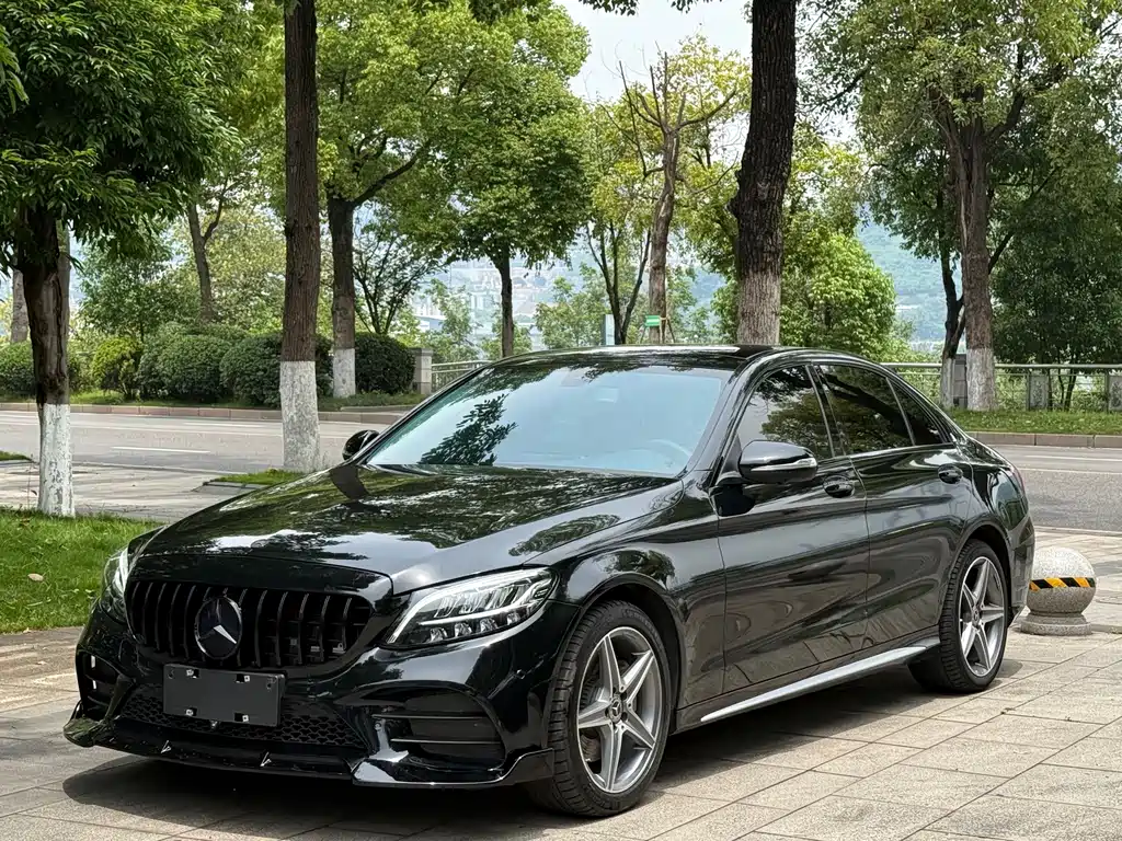 Mercedes-Benz C-Class 2019