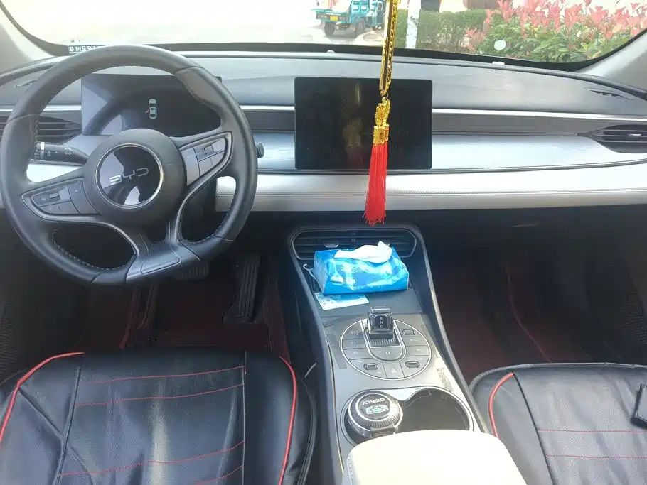 BYD Seal 05 DM-i — миниатюра 12