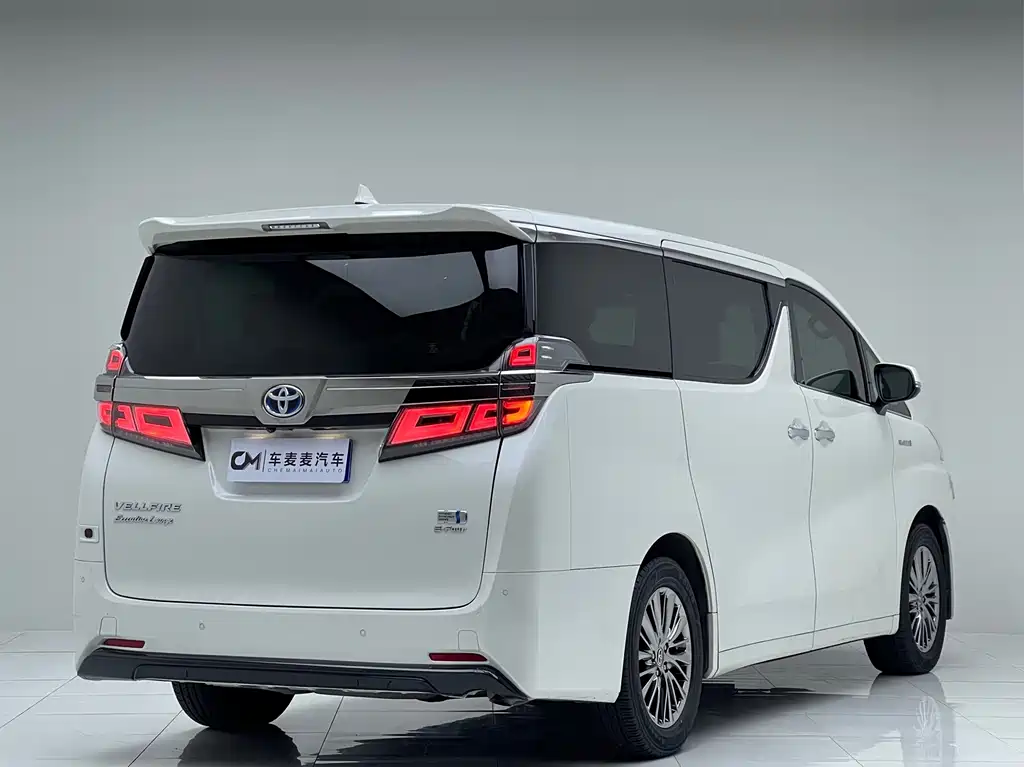 Toyota Vellfire — миниатюра 3
