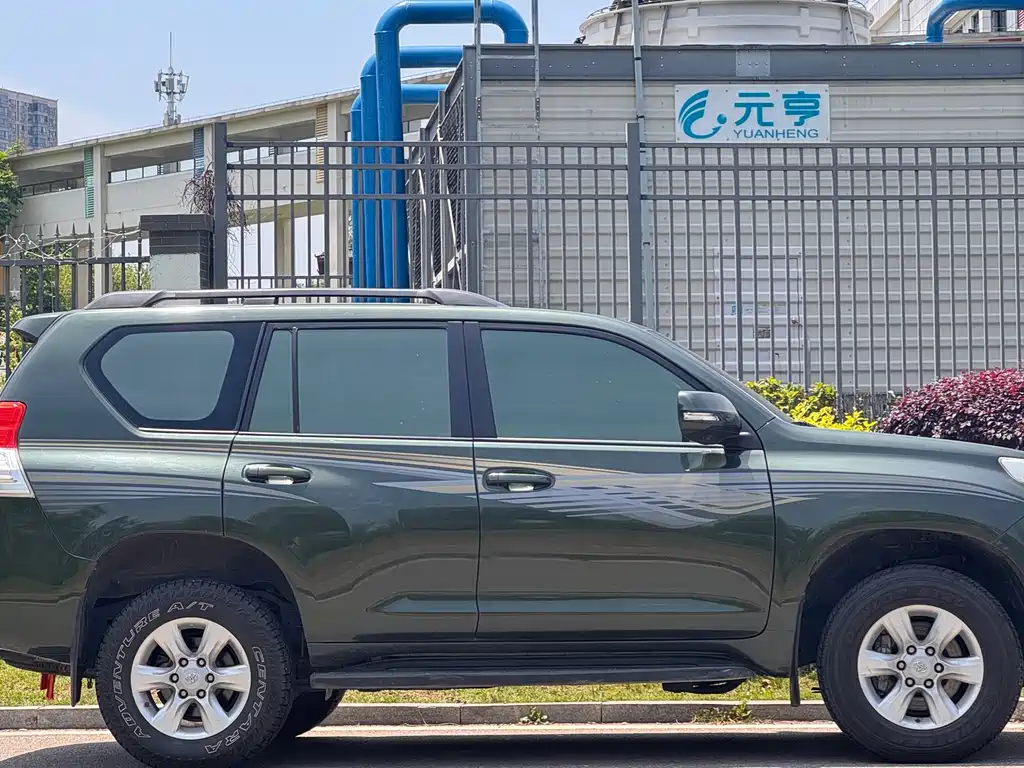 Toyota Prado (Import) — миниатюра 6