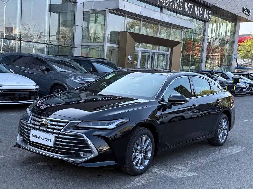 Купить Toyota Avalon