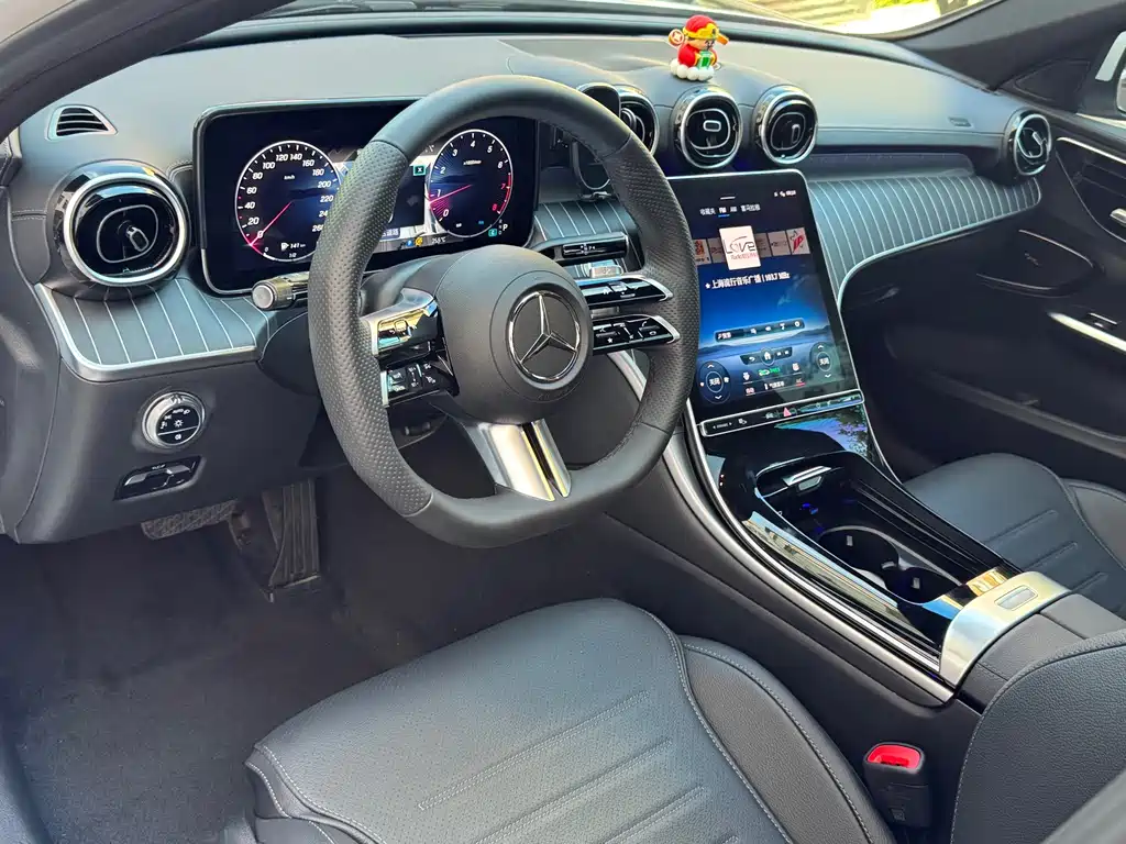 Mercedes-Benz C-Class — миниатюра 7