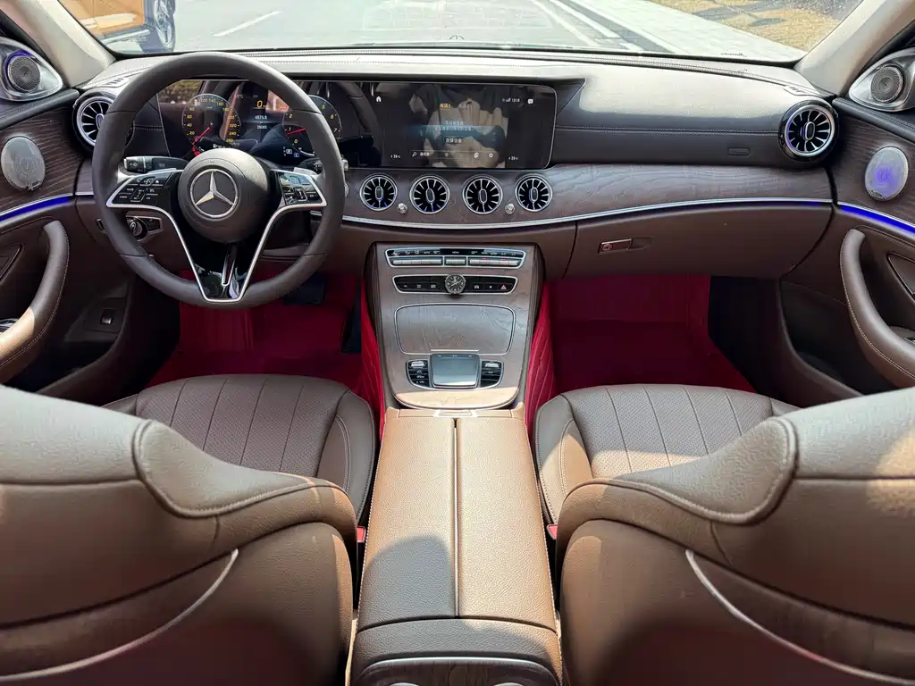 MERCEDES-BENZ E CLASS