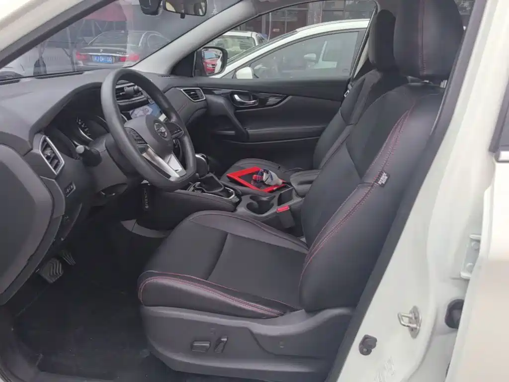 Nissan Qashqai — миниатюра 15