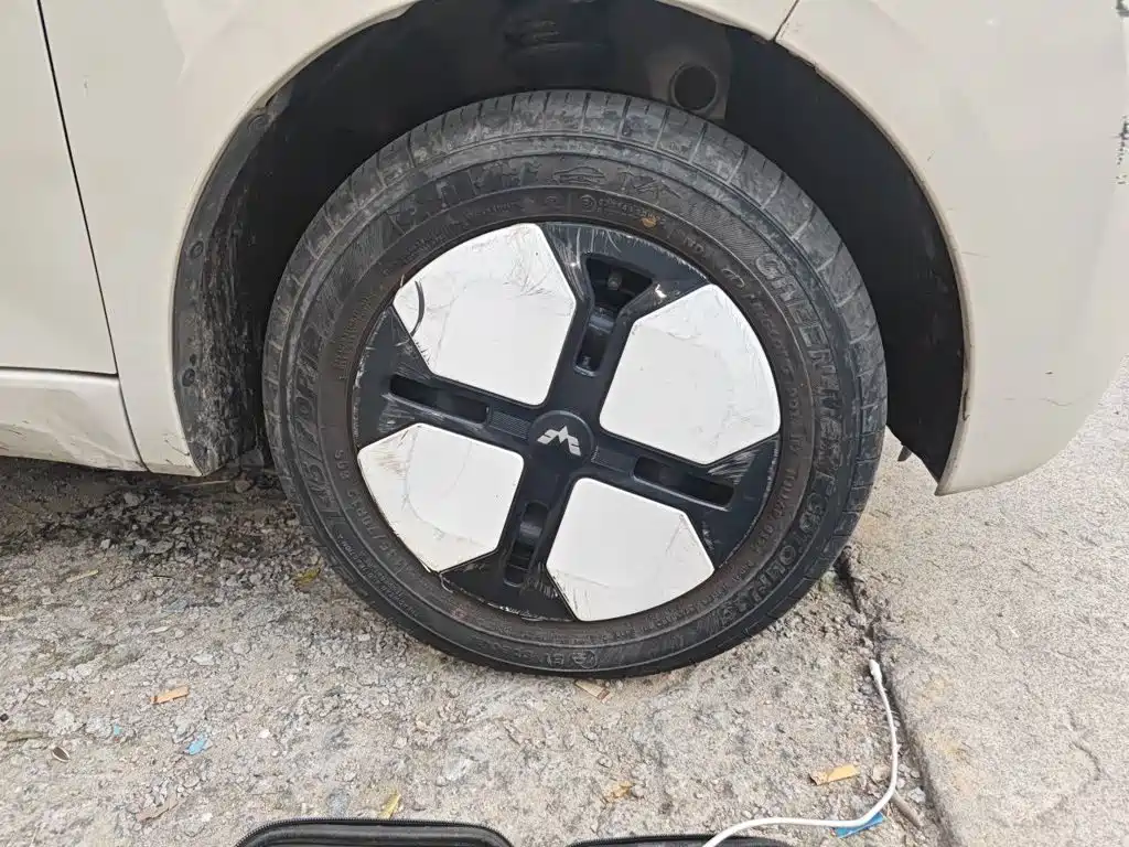 Wuling MINIEV — миниатюра 25