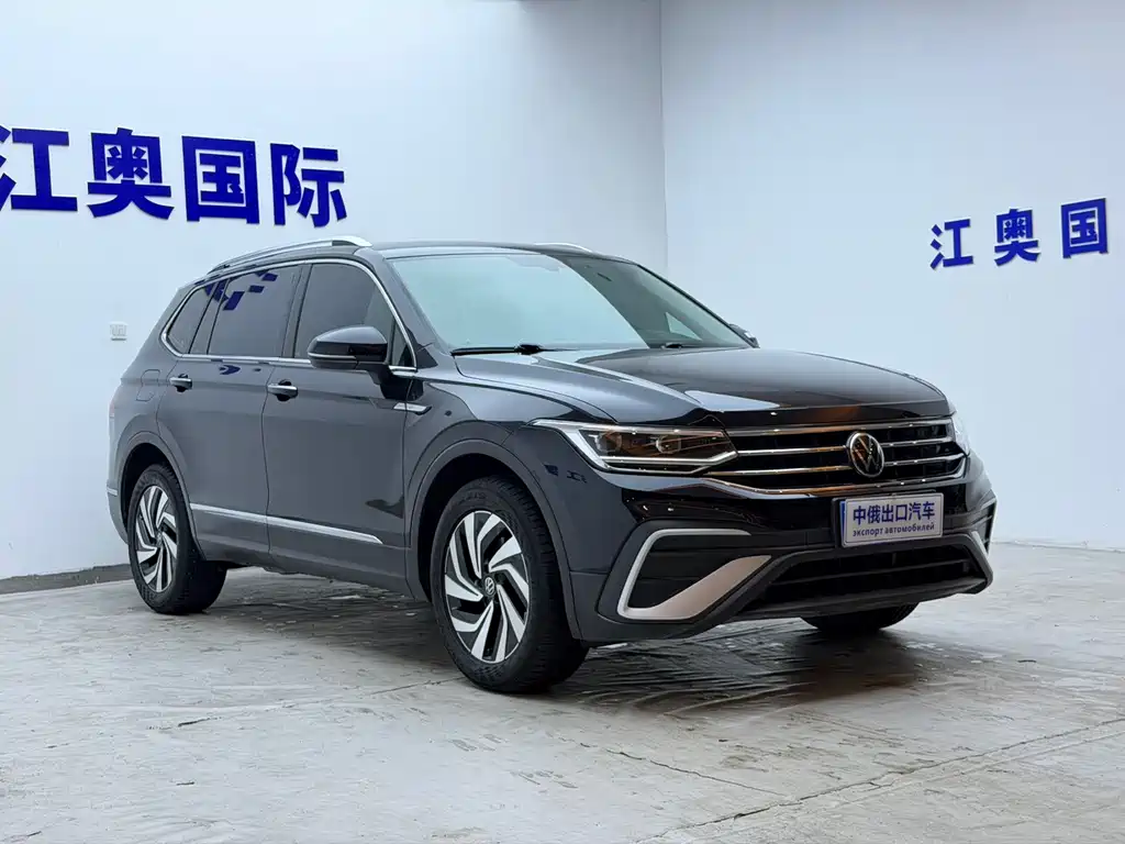 Volkswagen Tiguan L — миниатюра 3