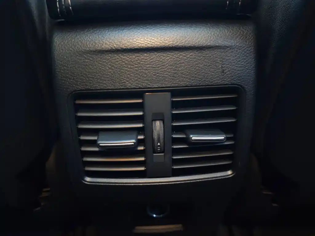 Infiniti QX30 — миниатюра 16