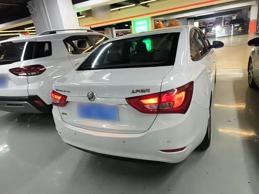 Buick Excelle — миниатюра 6