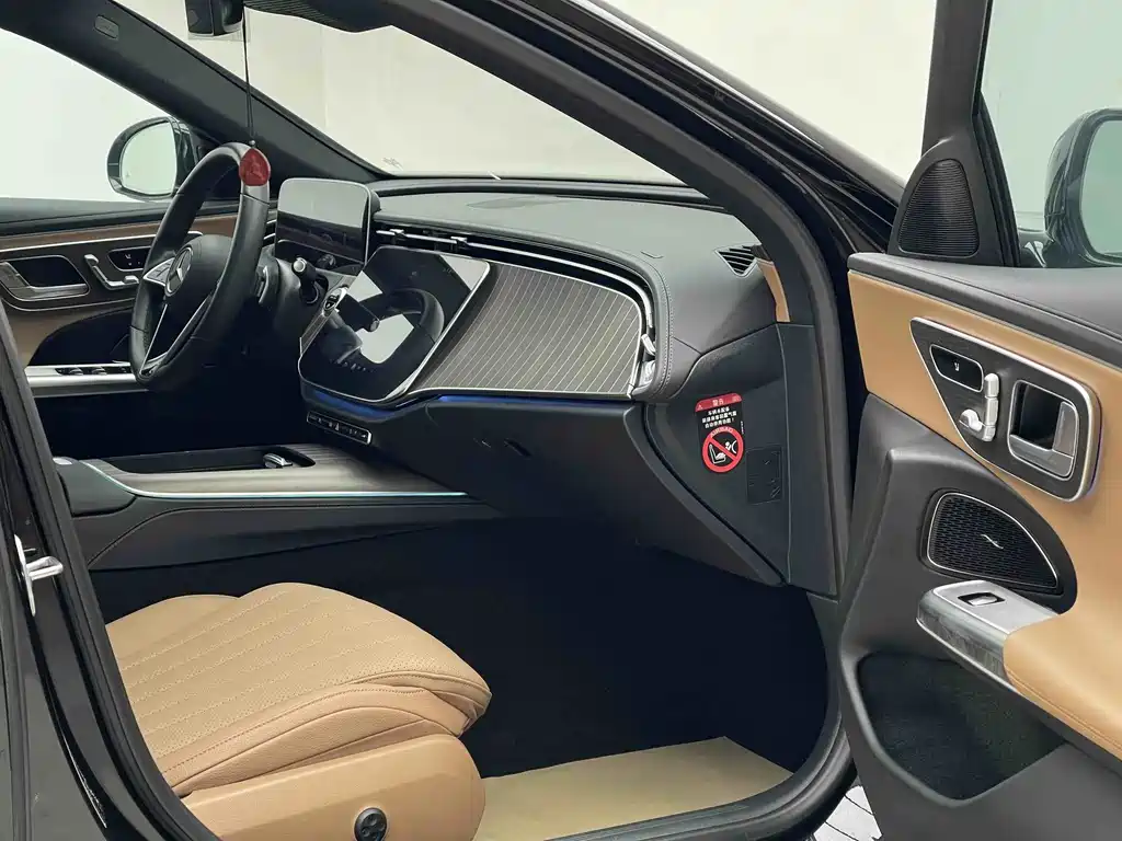 Mercedes-Benz E-Class E 2024 E 300 L Fashion Sport