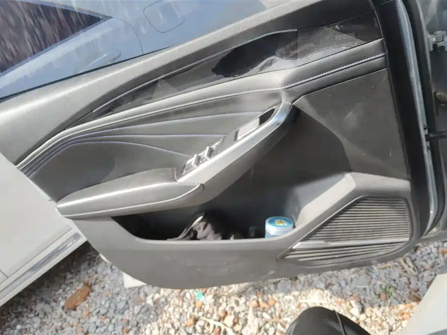 GEELY AUTOMOBILE XINGRUI