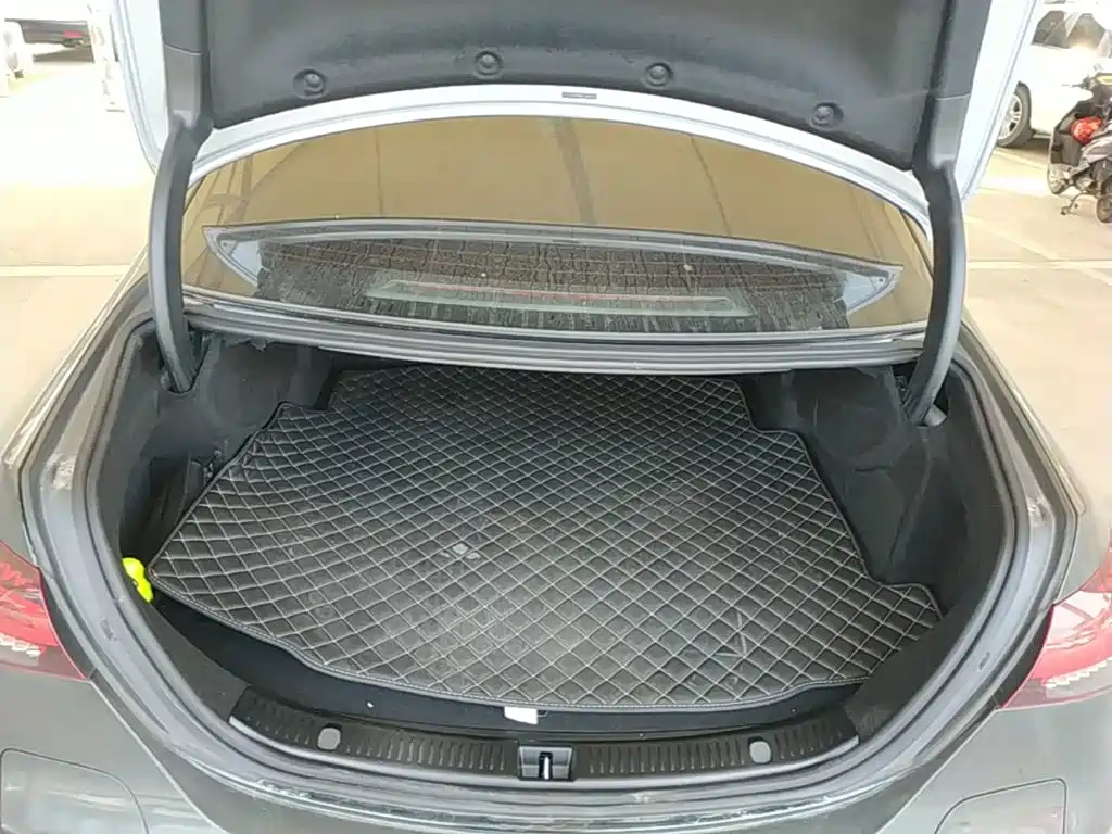 Mercedes-Benz E-Class New Energy — миниатюра 19