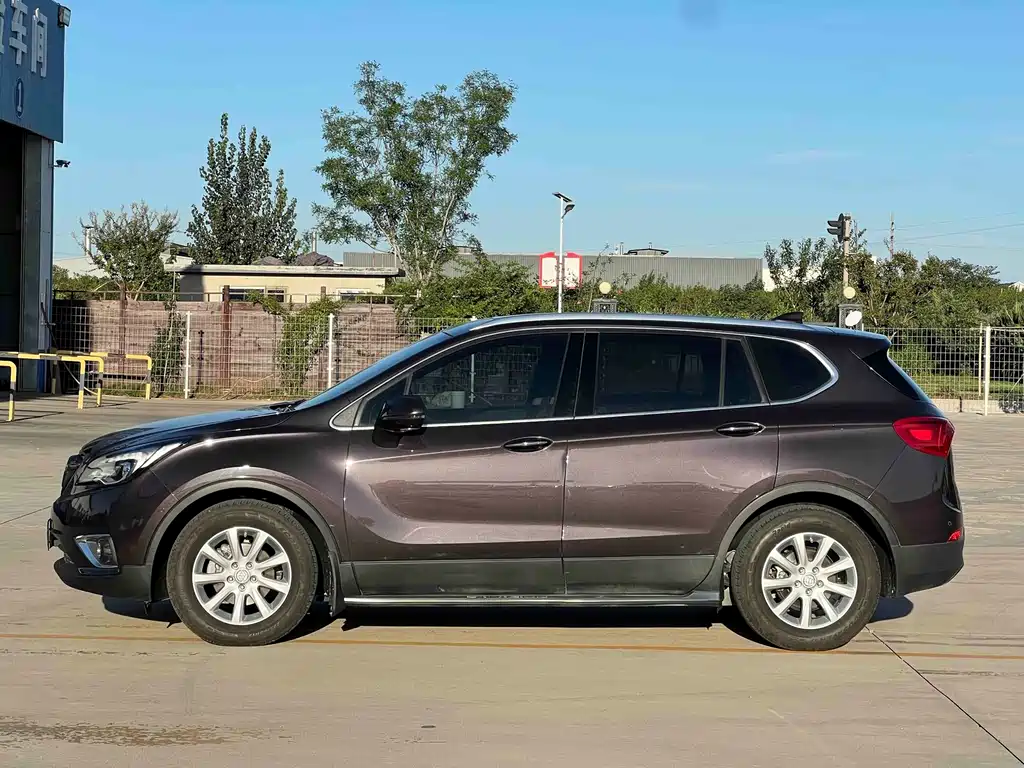 Buick Envision Plus — миниатюра 9